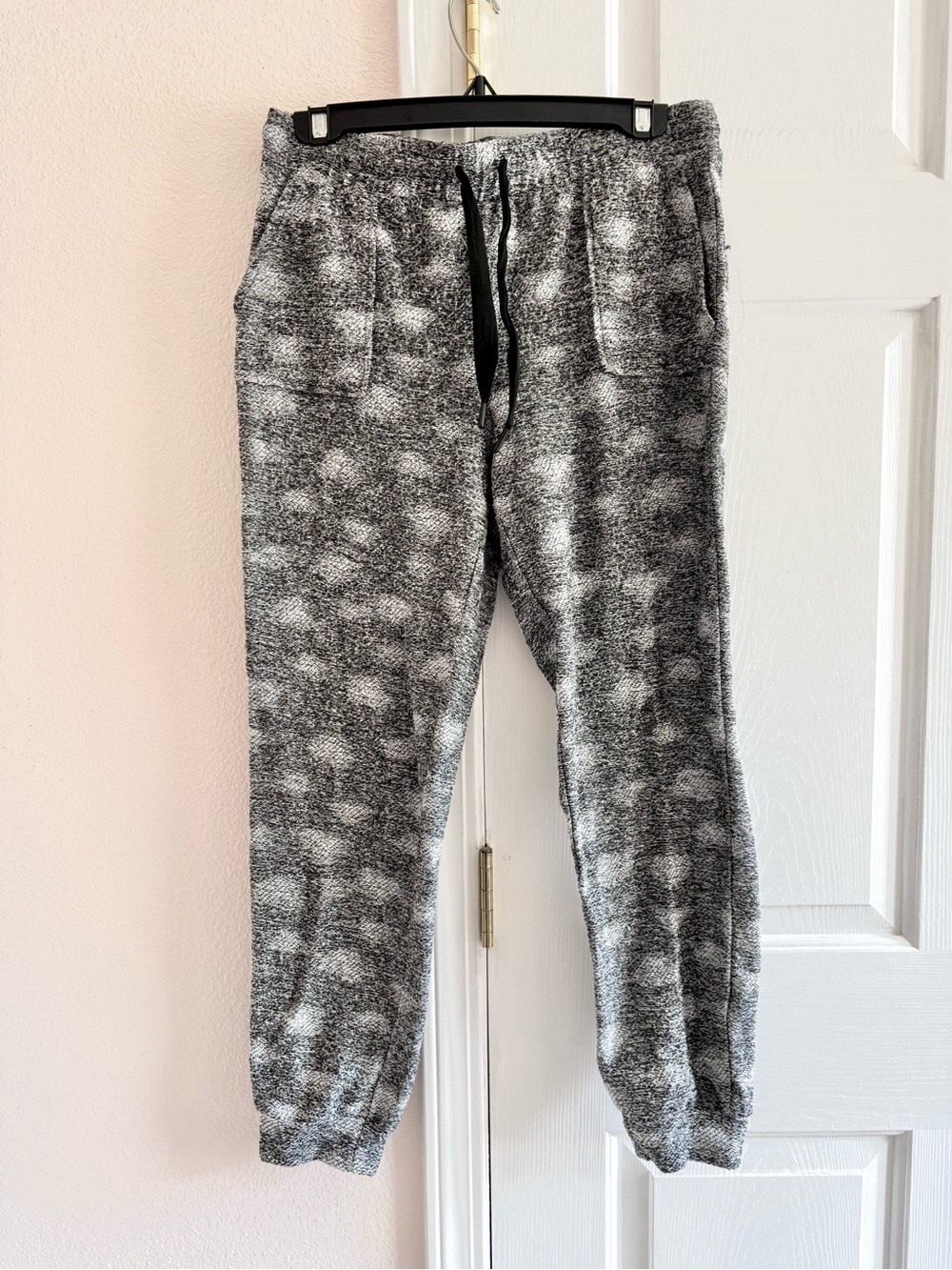 World Market Marled Gray Minimalist Cozy Abstract Dot Knit Joggers S/M